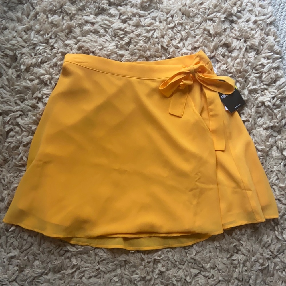 New Forever 21 Silky Skirt